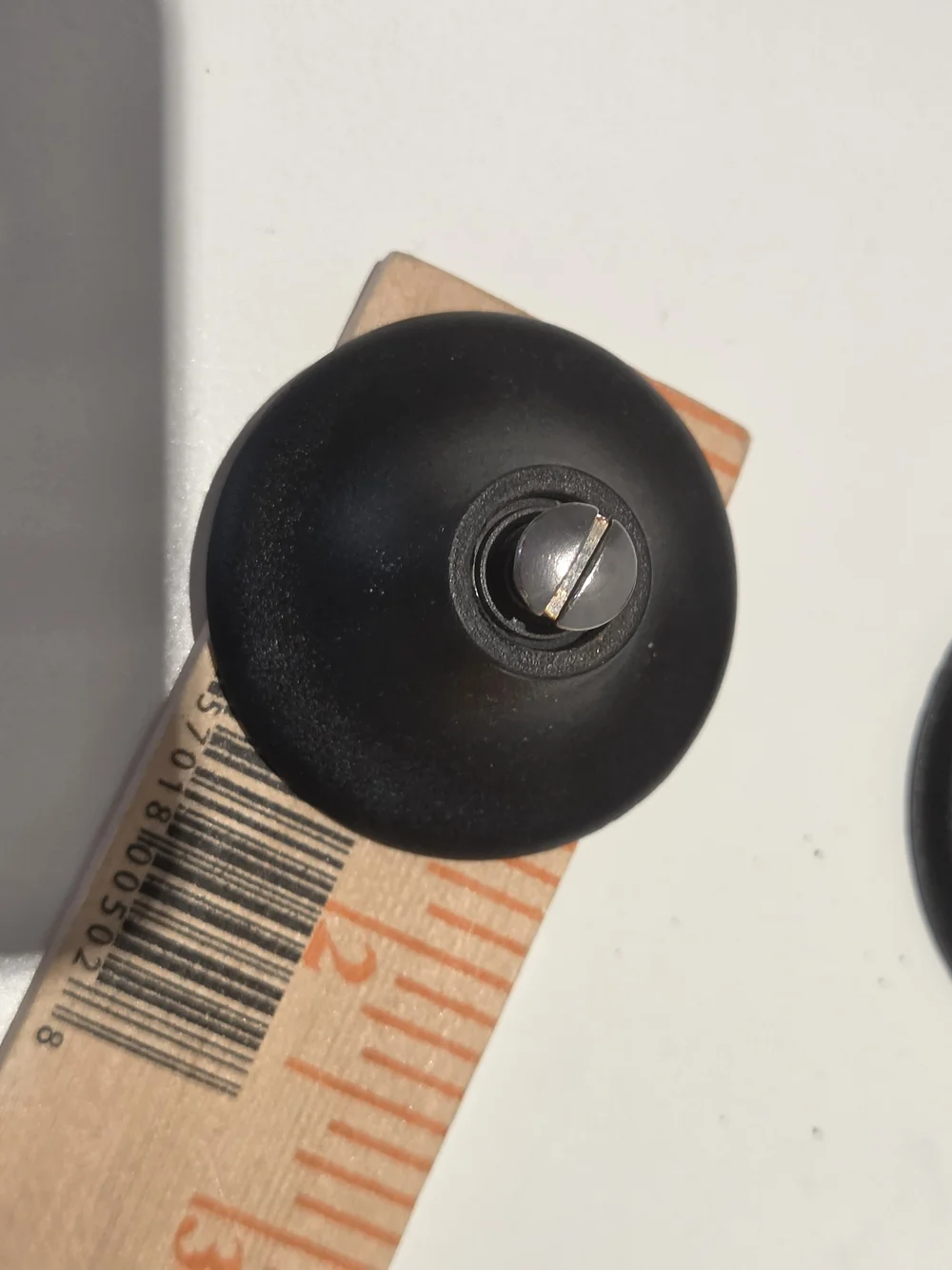 Le Creuset Lot Of 6 Knobs Black Phenolic Replacement Preowned 2x 2.2